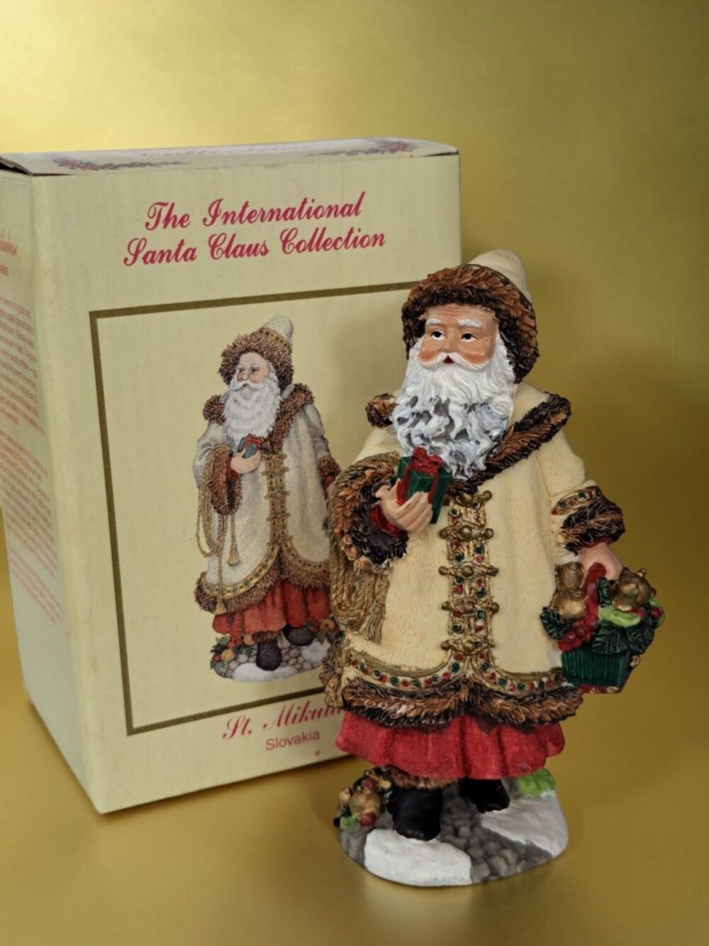 Vintage Santa Claus International Resources SC37 Mikulase Slovakia Santa 4.5"